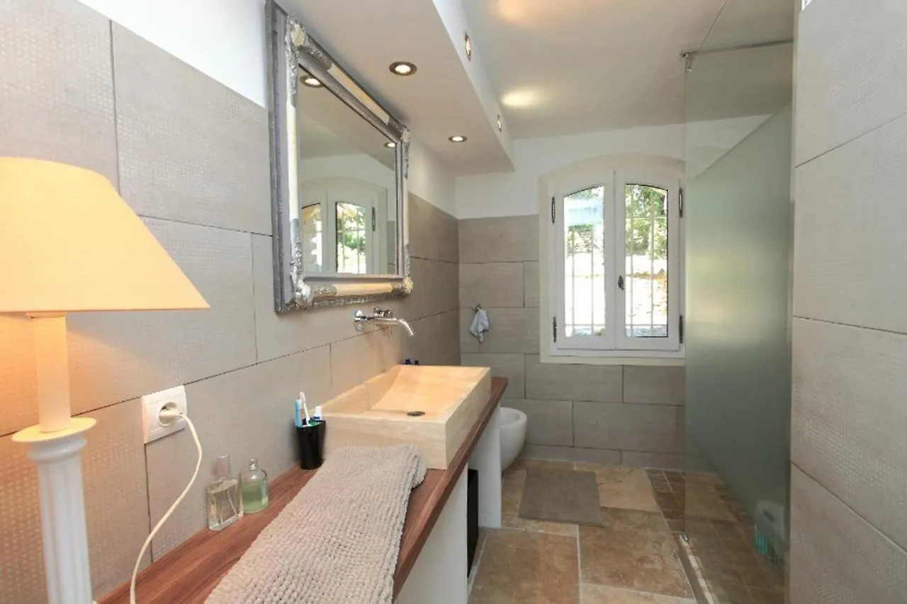 Residence In The Heart Of The Luberon Garrigues - By Feelluxuryholidays Murs  0*, Murs (Vaucluse)