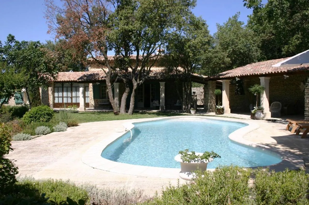 Residence In The Heart Of The Luberon Garrigues - By Feelluxuryholidays contacts
